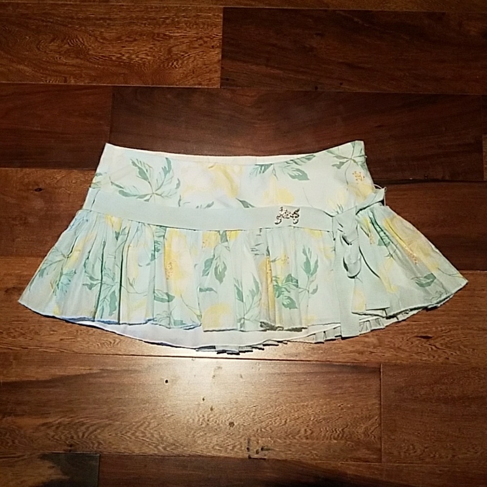 NWOT Abercrombie & Fitch floral skirt
